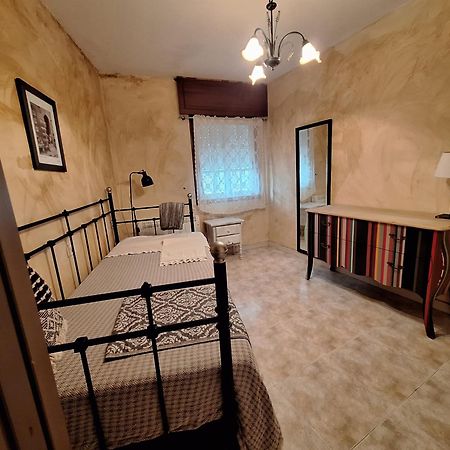 Apartamento En Cimadevila, Lobios公寓 外观 照片